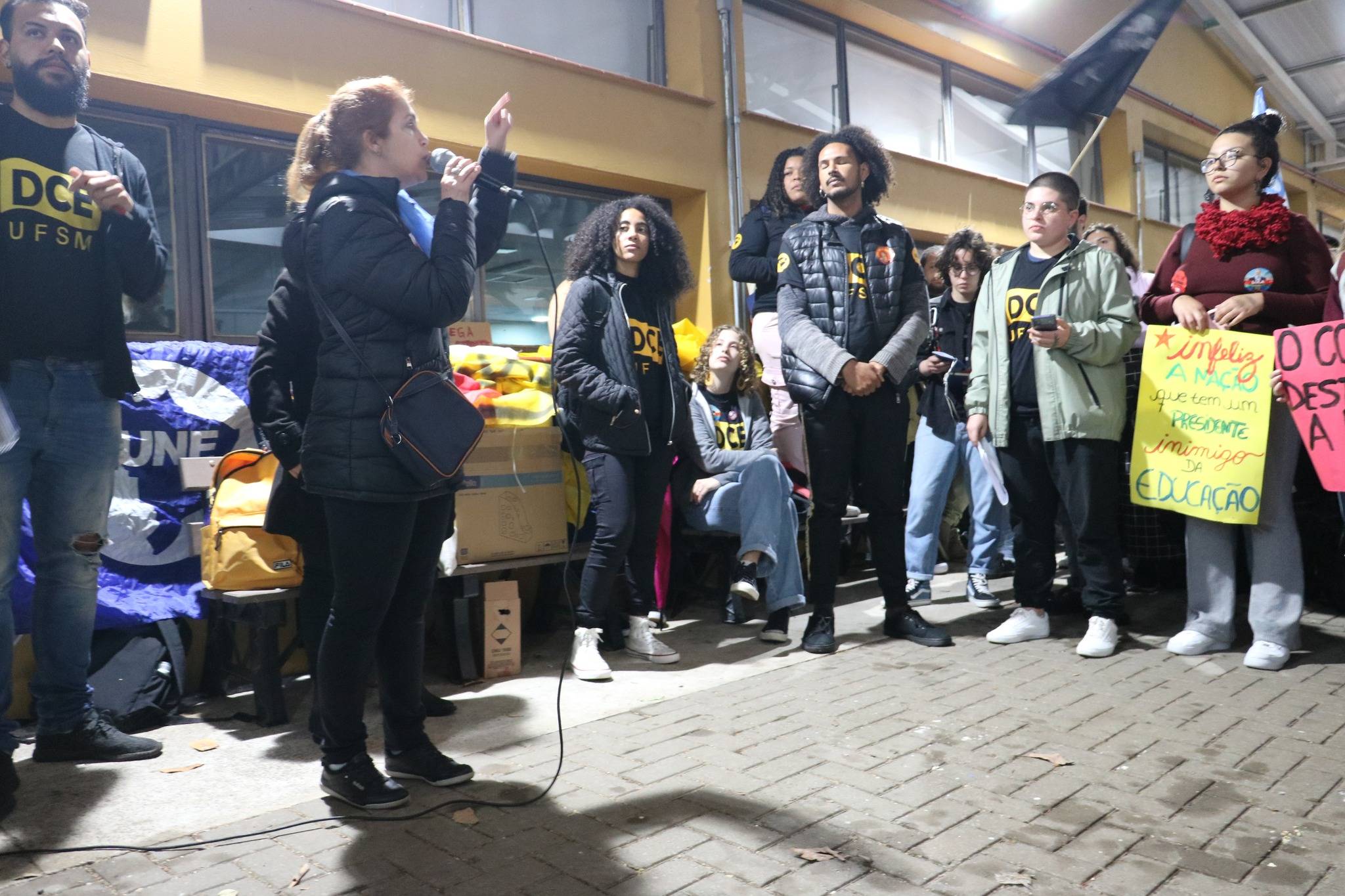 Entidades  vão às ruas pela educação pública no dia 18 de outubro