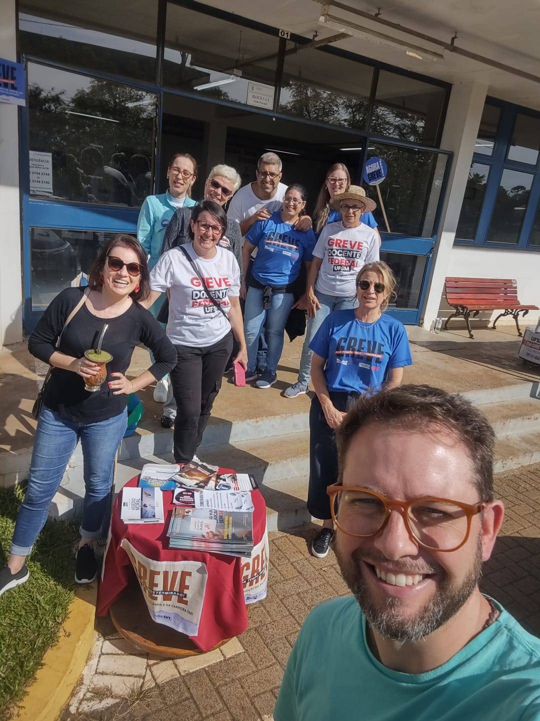 85º dia de greve: Caravana à Brasília é aprovada em Assembleia; CLG passa informes aos presentes
