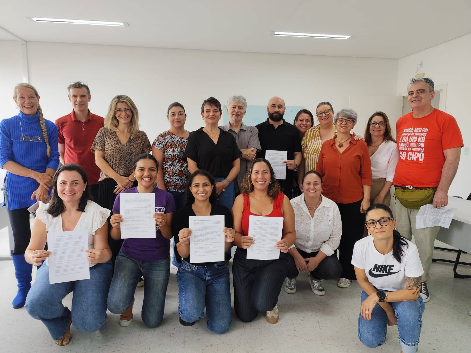 29º dia de greve: CE aprova moção de apoio à greve dos(as) TAEs; Agenda de greve e pautas organizativas do movimento ganham força