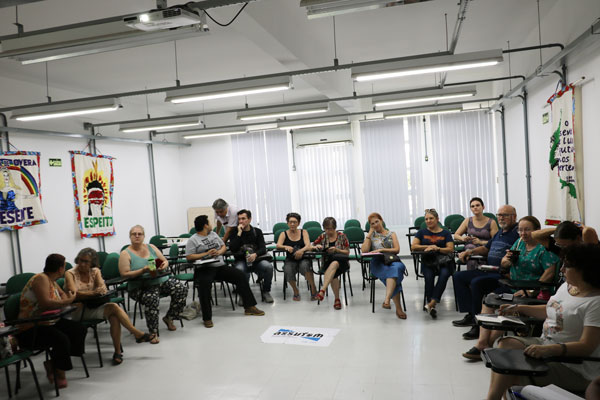 Carreira de TAEs e Assédio Moral é tema de roda de conversa promovida pela Assufsm