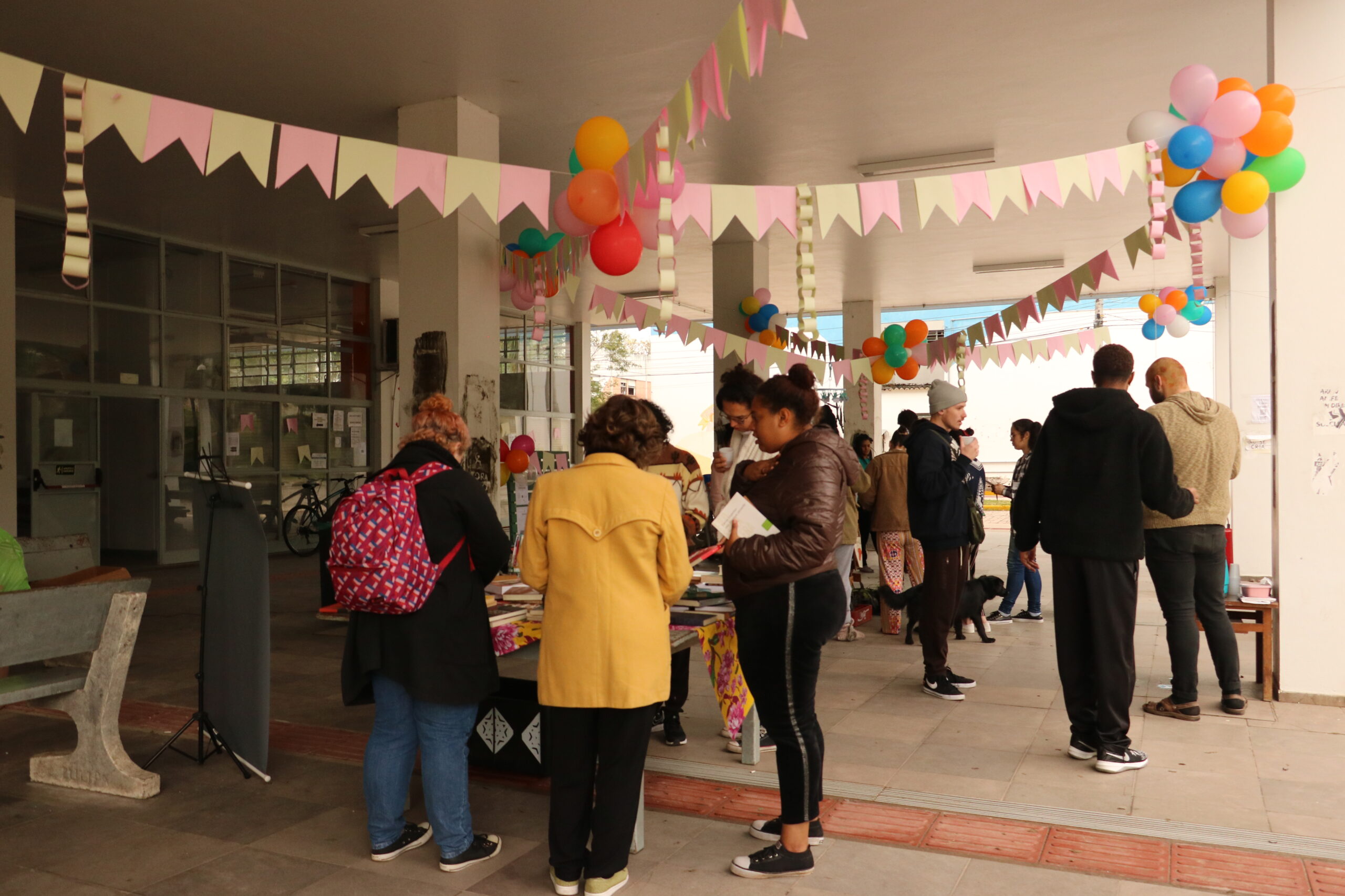 Quarta Edição do Escambo Solidário do Comitê Ambiental da UFSM foi em alusão à festa de São João