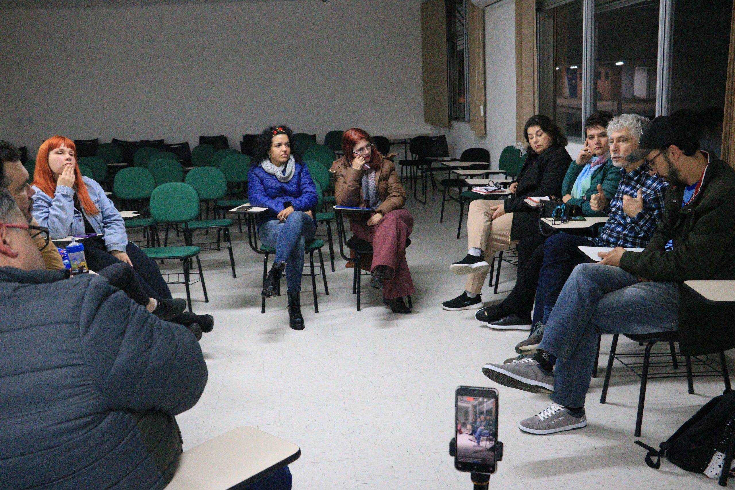 Categorias do serviço público debatem impactos da Reforma Administrativa e ações de mobilização