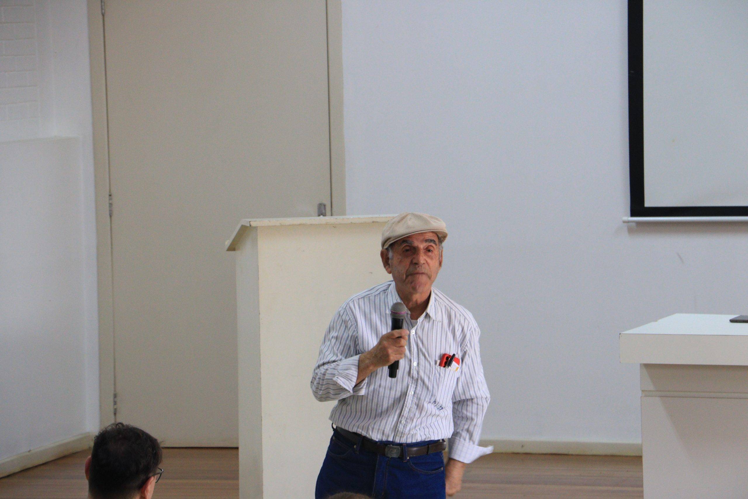 Categoria realiza assembleia e aprova calendário de lutas com novos dias de paralisação no mês de setembro