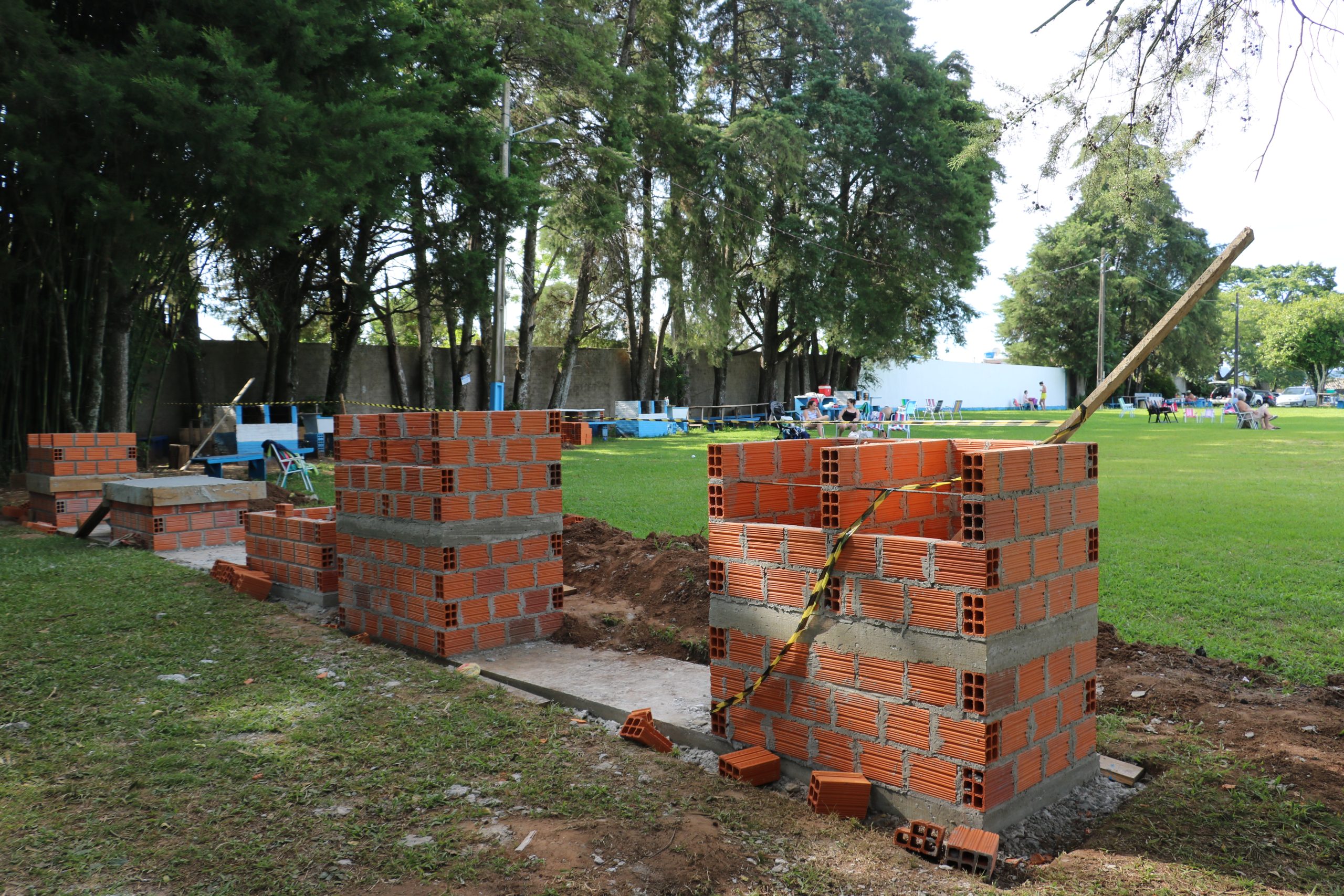 Sede campestre terá churrasqueiras novas na área da piscina