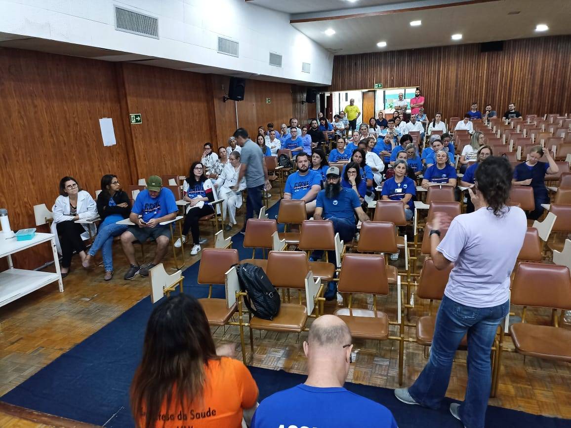22° dia de greve: Comando Local realiza reunião com HUSM; Assembleia discute o PCCTAE e delibera caravana à Brasília