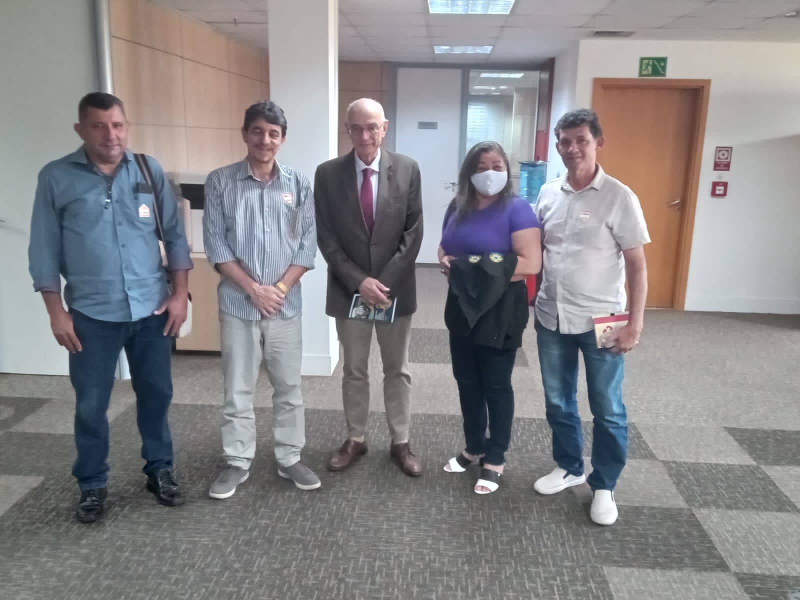 Delegação de Vigilantes do XXIV CONFASUBRA obteve agenda com parlamentares pela busca por melhores qualidades de trabalho