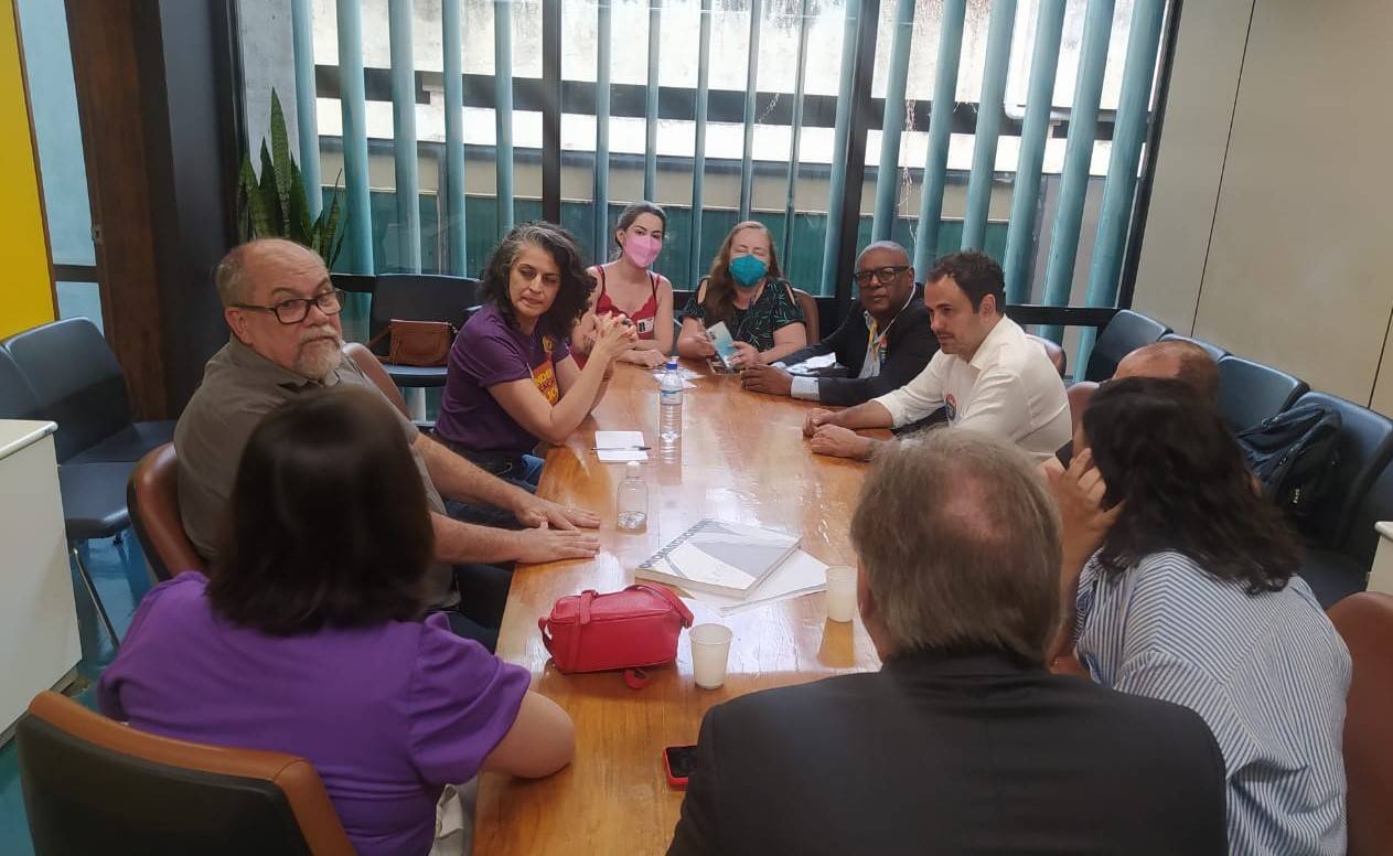 FASUBRA e entidades do FONASEFE retomam ações contra a PEC 32