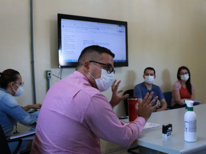 Início da vacinação: vitória da ciência contra o obscurantismo