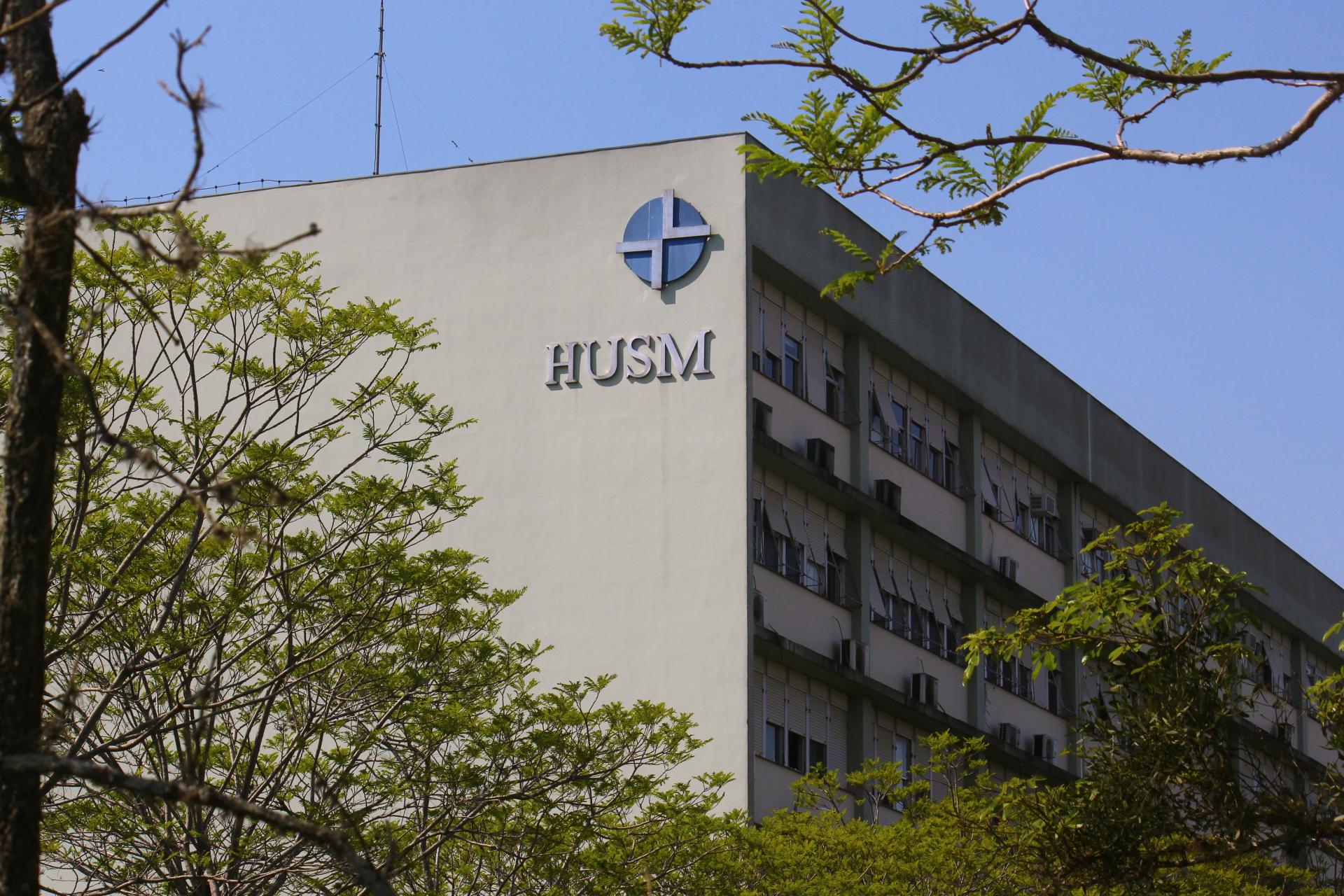 Bolsonaro corta R$ 100 milhões de hospitais-escola federais em plena pandemia