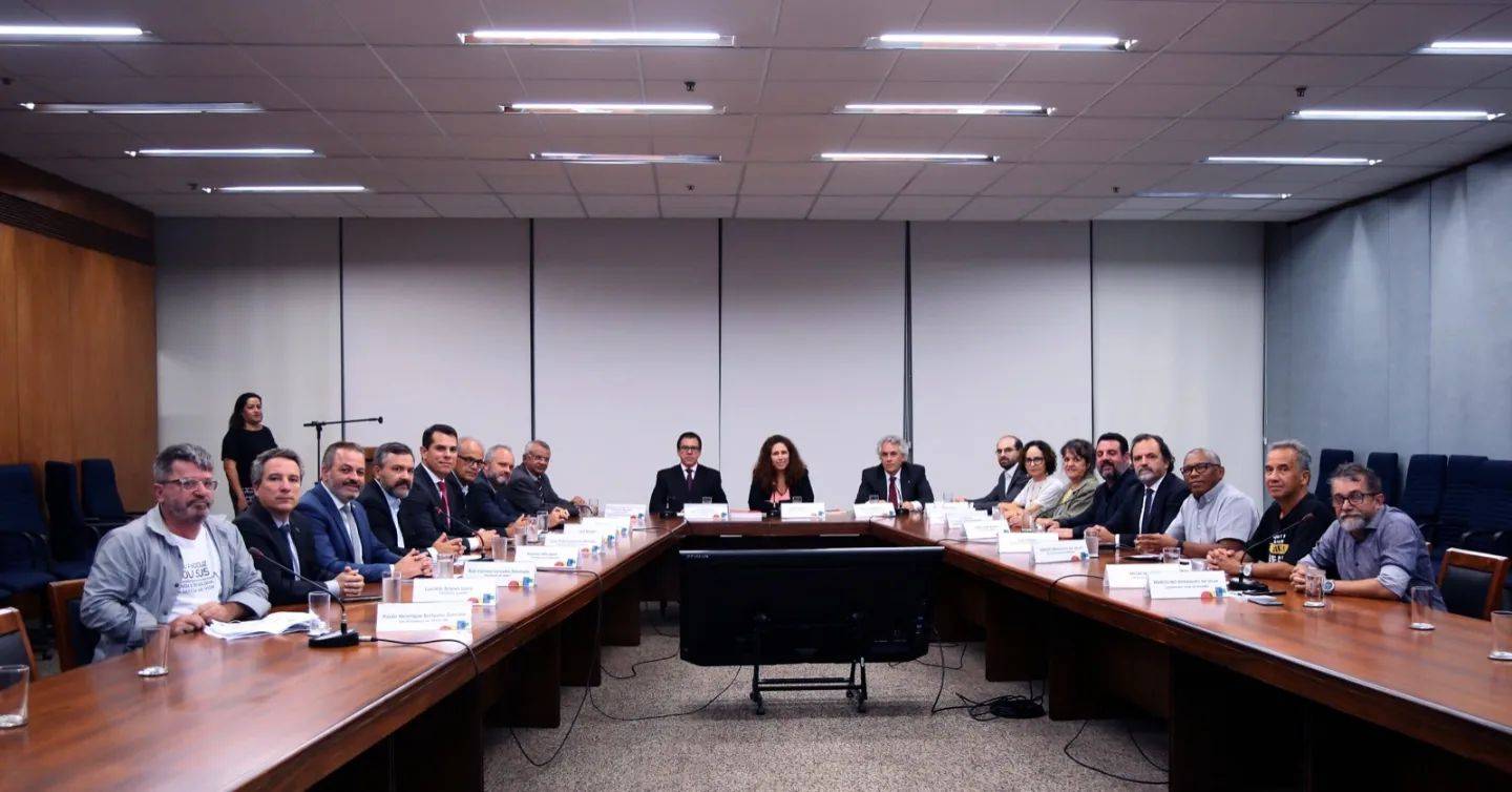 Governo abrirá negociações com as servidoras e servidores públicos no dia 7/2