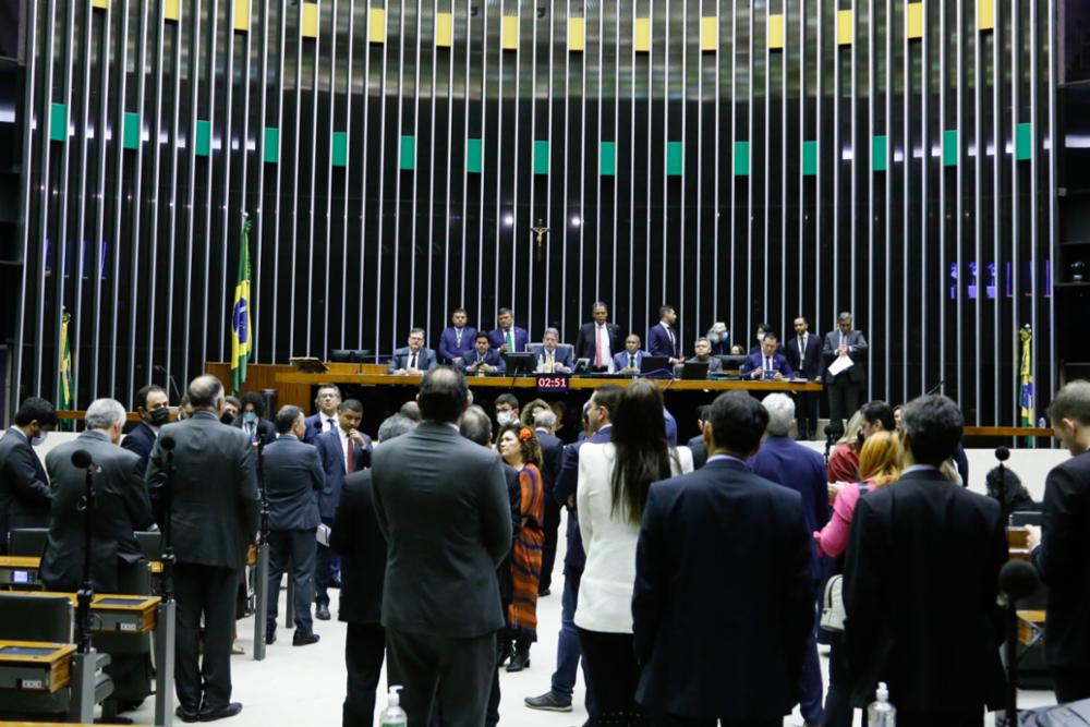 VITÓRIA: a Câmara dos Deputados(as) aprovou em 2º turno PEC do piso da enfermagem