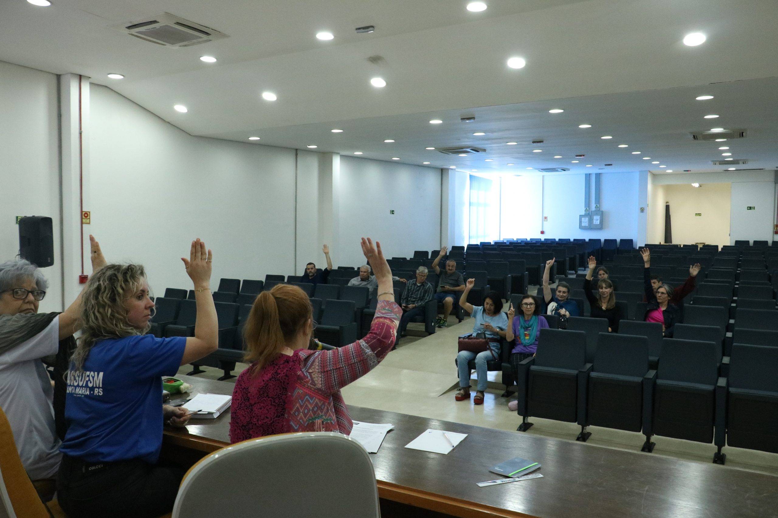 TAEs aprovam em Assembleia repactuação da Unimed